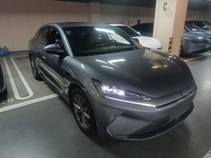 Qin L 2025 EV 545KM photo 3