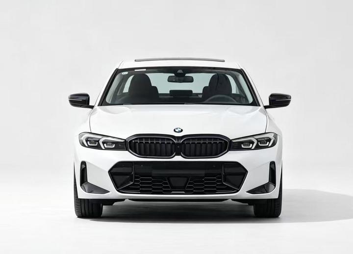 3 Series 2026 330Li M M Sport Night Package photo 2