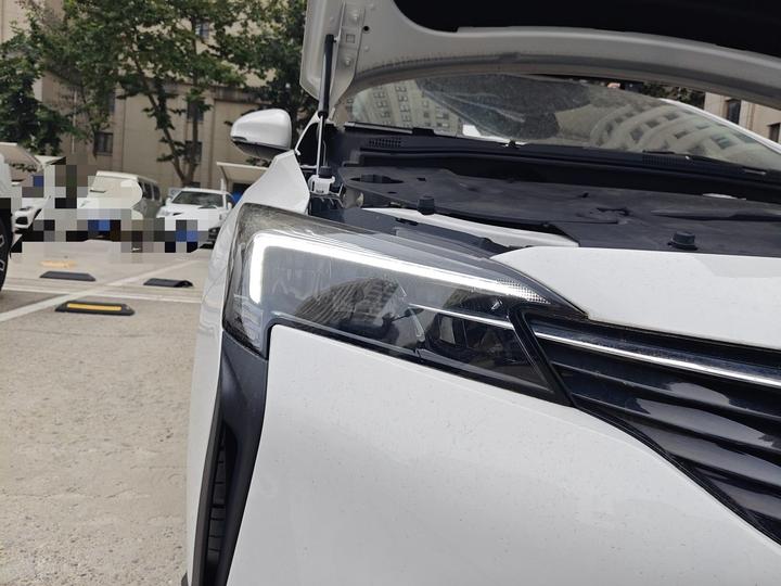 6 2022 PHEV Smart photo 7