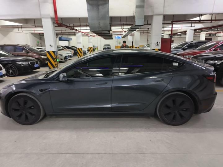 Model 3 2025 RWD photo 4