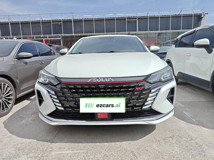 Yixuan MAX 2023 1.5T photo 2