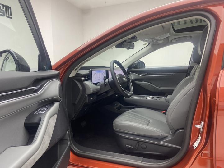 Mondeo 2026 1.5T EcoBoost E Hybrid Luxury photo 8