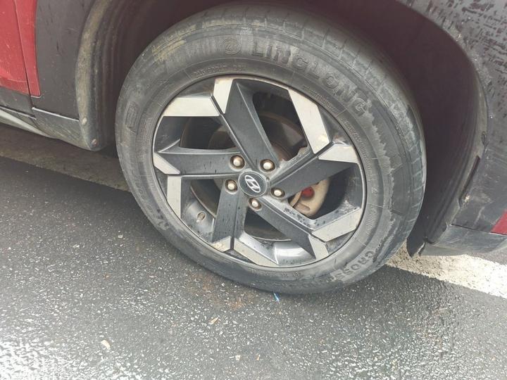 ix25 2020 1.5L CVT DLX Premium photo 8
