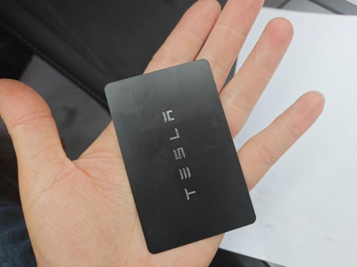 Model 3 2023 RWD photo 8