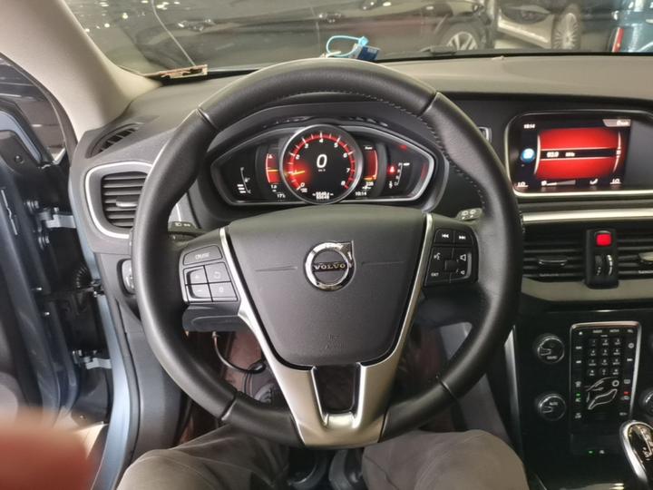 V40 2018 T3 photo 6