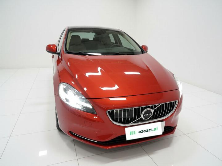 V40 2018 T3 photo 2