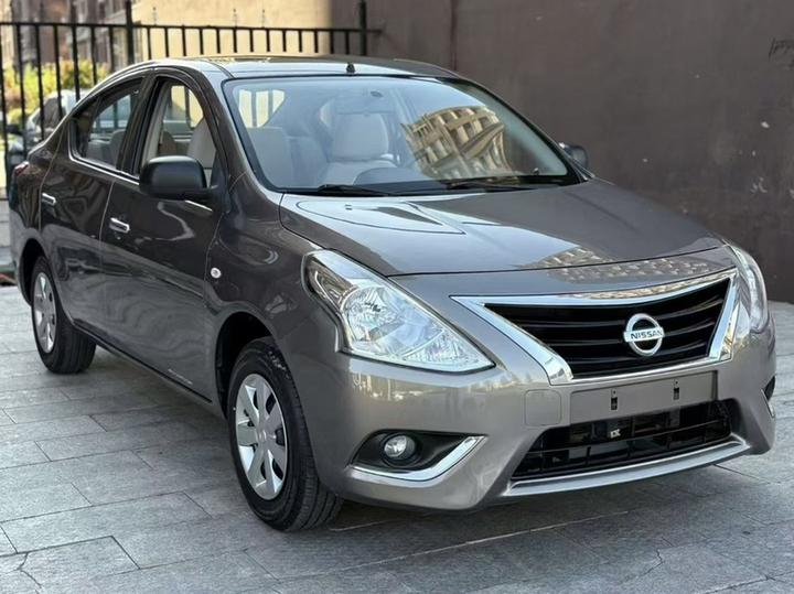 2015 1.5XE MT Comfort photo 2