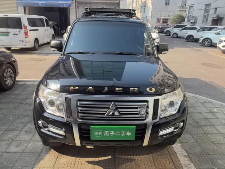 Pajero Parallel Import photo 2