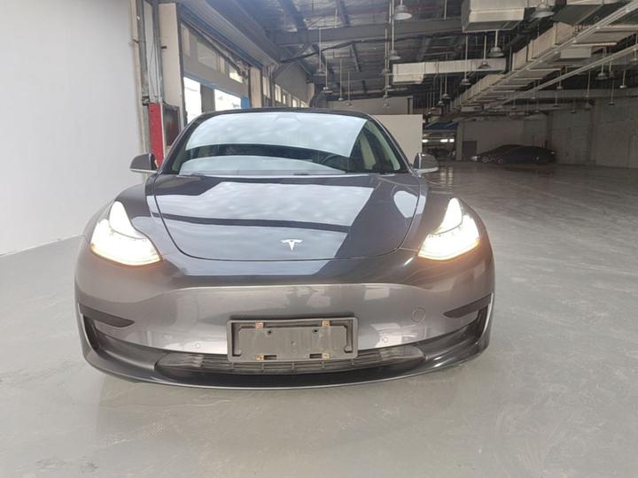 Model 3 2019 Standard Range RWD Upgraded photo 2