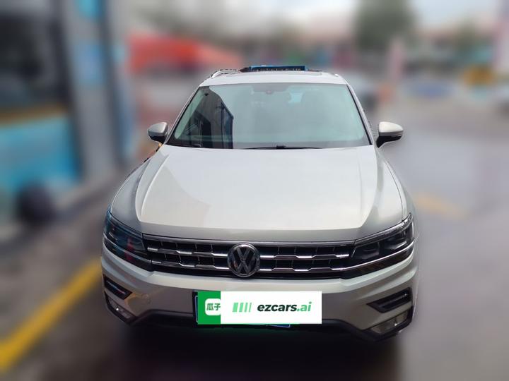 Tiguan L 2017 380TSI AT AWD Luxury photo 2