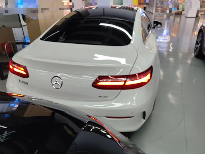 E-Class Imported 2020 E 260 Coupe photo 3