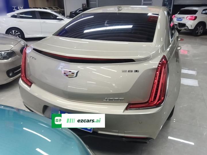 XTS 2018 28T Tech photo 2
