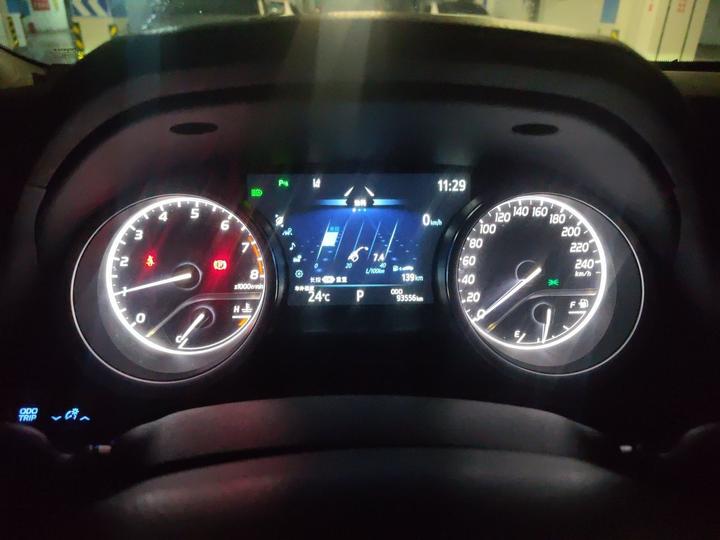 Camry 2021 2.0G Luxury photo 8