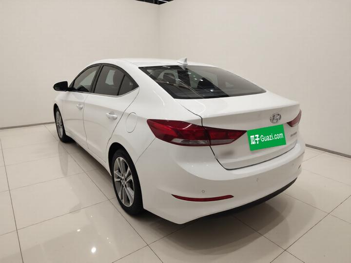 Elantra 2016 1.6L AT Smart Elite photo 4