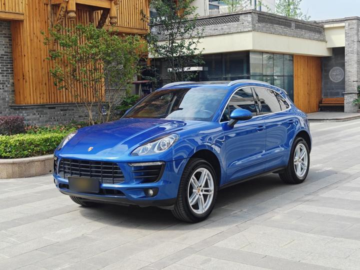 2014 Macan 2.0T