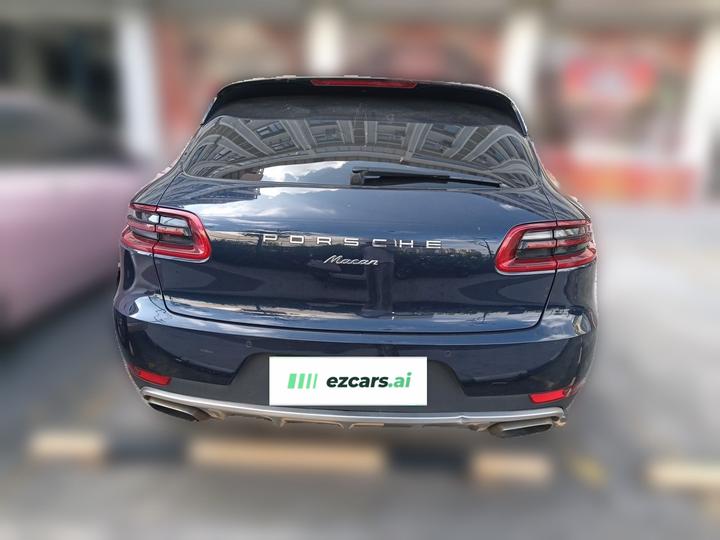 2017 Macan 2.0T photo 5