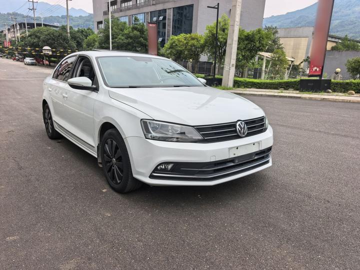 Sagitar 2017 230TSI AT Comfort photo 3