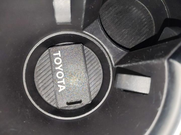 Harrier 2022 2.0L CVT RWD Exclusive photo 8