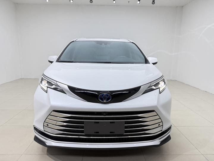 Sienna 2021 2.5L Hybrid Comfort photo 2