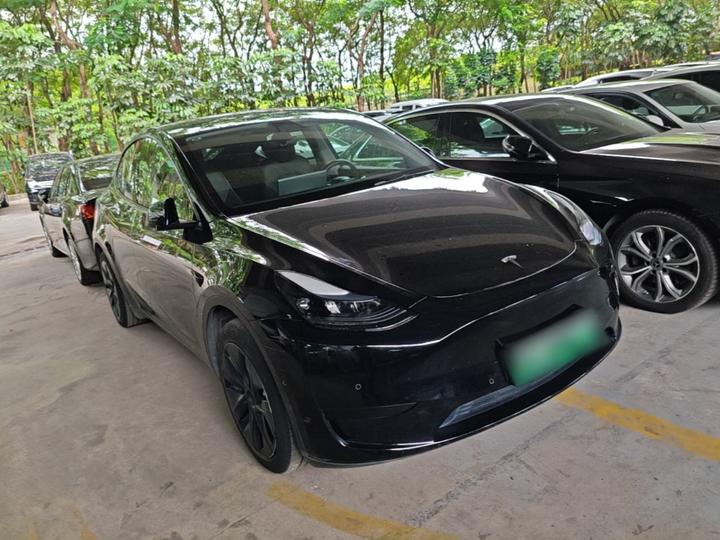 Model Y 2023 RWD photo 3