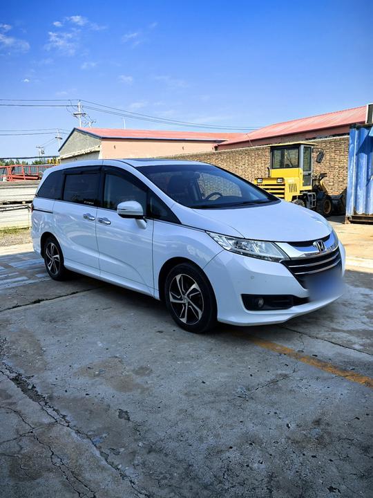 Odyssey 2015 Facelift 2.4L Smart photo 3