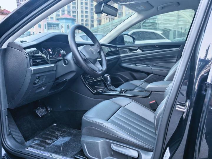 Passat EV 2022 430PHEV Hybrid Business photo 8