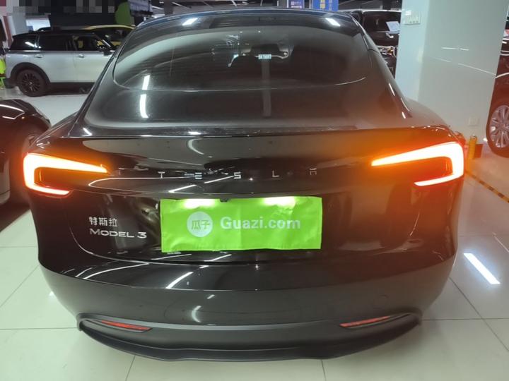 Model 3 2025 RWD photo 5
