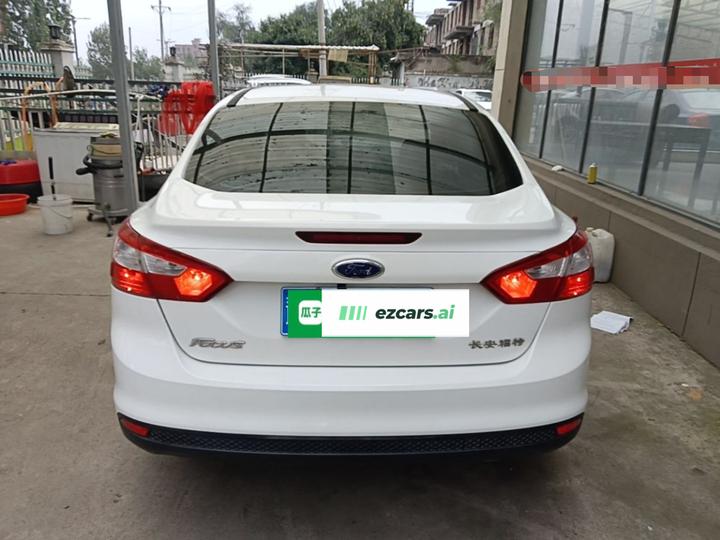 Focus 2012 Sedan 1.6L AT Comfort photo 3