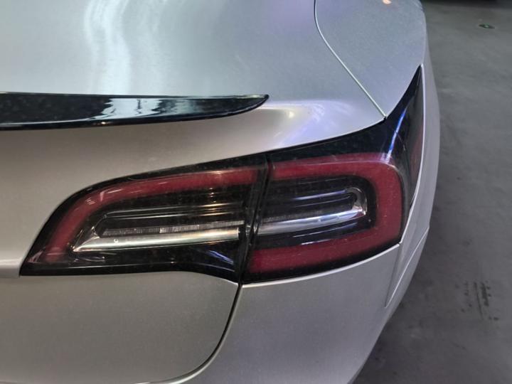 Model 3 2019 Standard Range RWD Upgraded photo 7