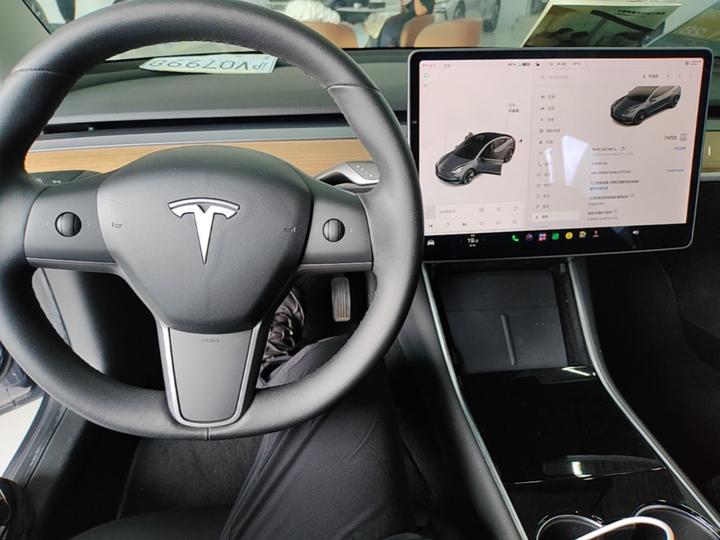 Model 3 2020 Standard Range RWD Upgraded photo 5