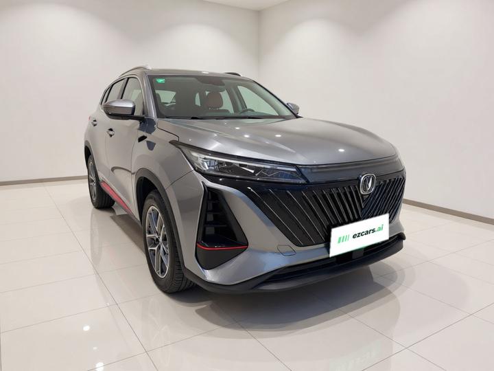 CS75 PLUS 2022 2nd Gen 1.5T AT Premium photo 3