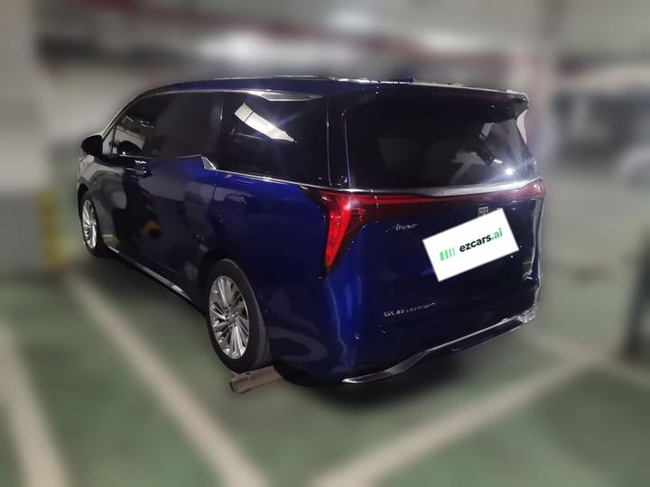 2023 2.0T 6-Seater photo 4
