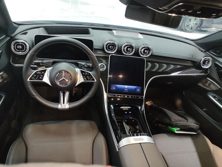 C-Class 2023 C 260 L Sport photo 5