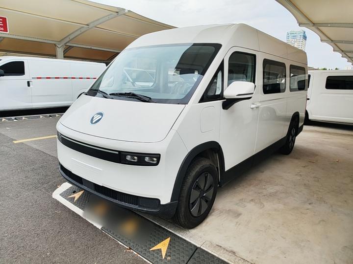 i9 2026 i9+ 60.37kWh Long Wheelbase 6-Seater