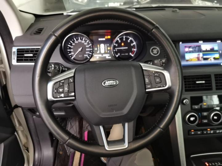Discovery Sport 2016 2.0T HSE photo 6