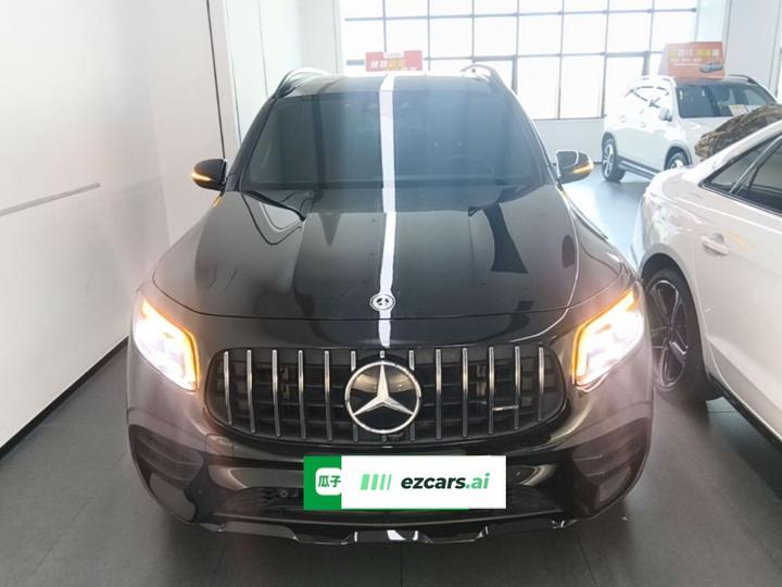 GLB AMG 2023 AMG GLB 35 4MATIC photo 2
