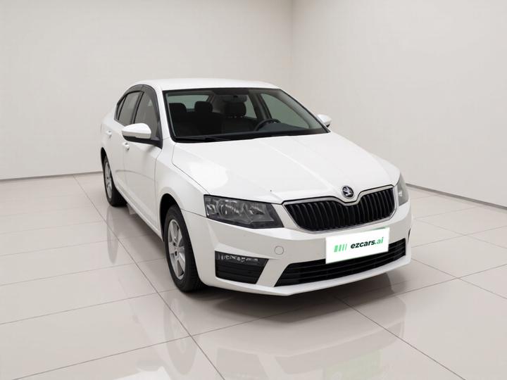 Octavia 2017 Classic 1.6L AT Standard photo 3