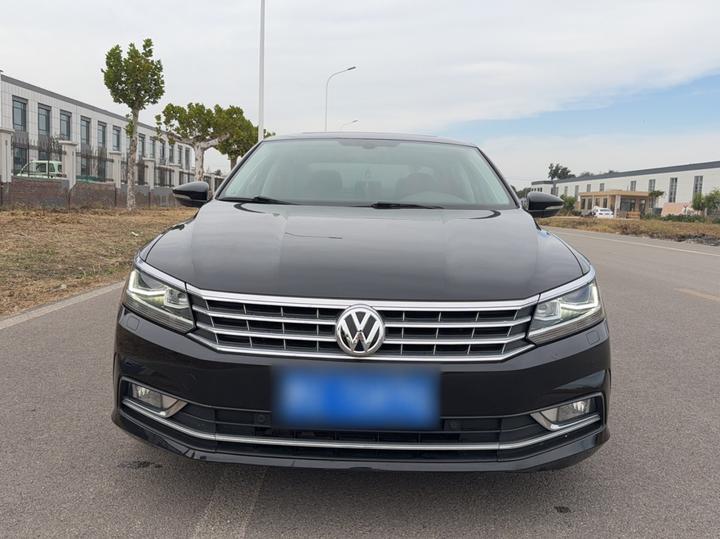Passat 2016 380TSI DSG photo 2