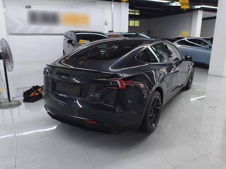 Model 3 2026 Performance AWD photo 4
