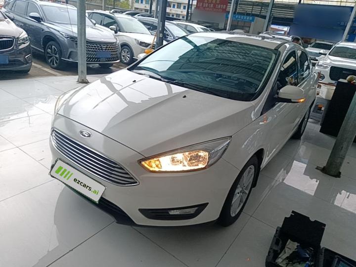 Focus 2018 Sedan Classic 1.6L AT Fashion