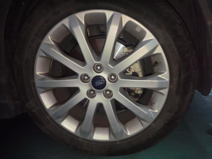 Kuga 2013 1.6L GTDi AWD Elite photo 8