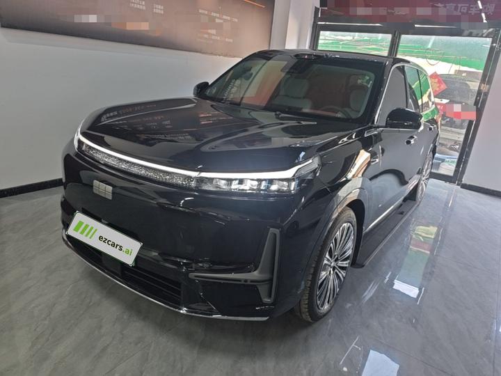 Galaxy M9 2025 210km AWD Pilot
