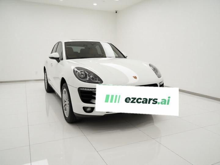 2016 Macan 2.0T photo 3