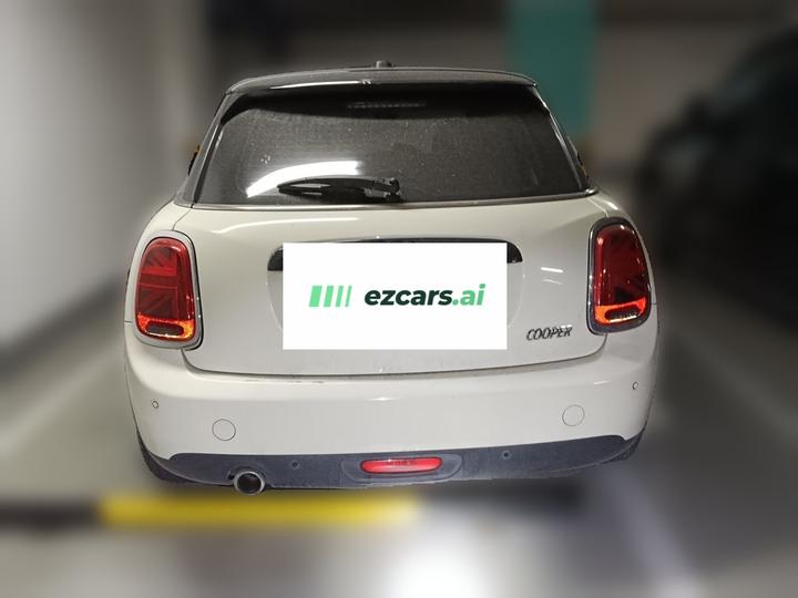 2019 1.5T COOPER 5-Door photo 5