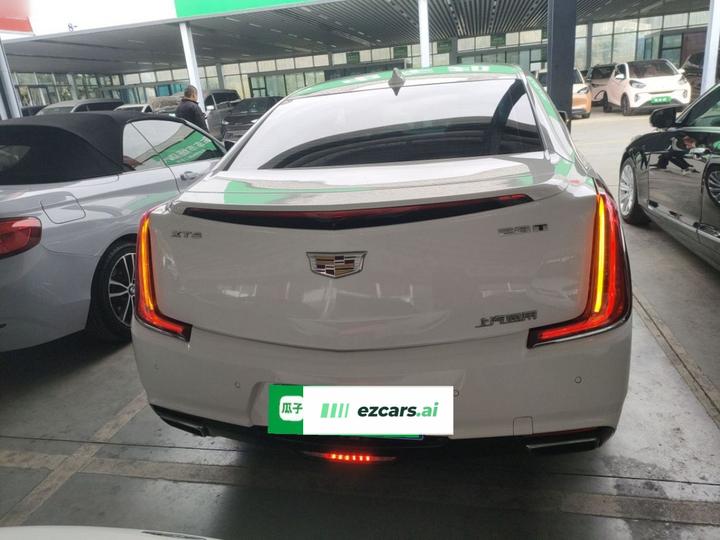 XTS 2018 28T Elite photo 3