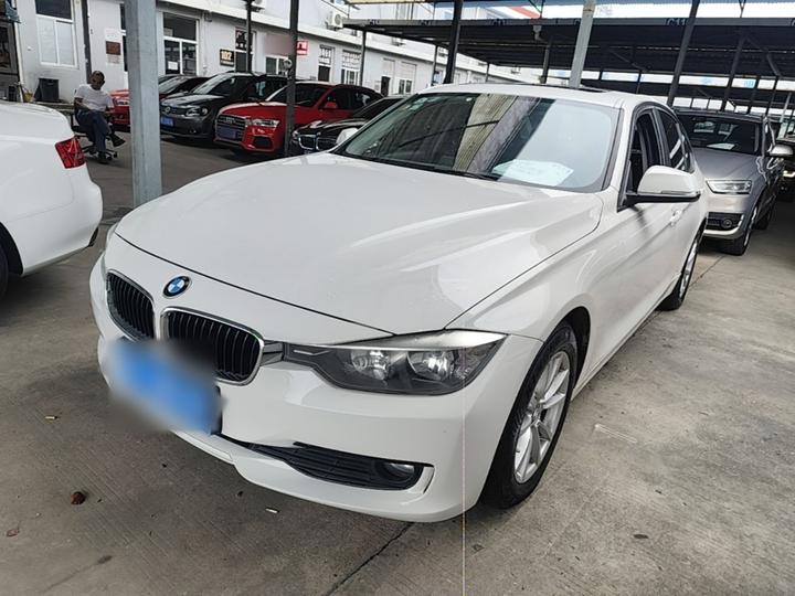 3 Series 2015 316i Progressive