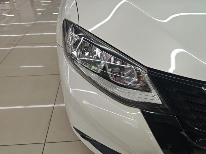Tiida 2016 1.6L CVT photo 7