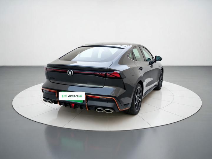 UNI-V 2022 2.0T photo 5