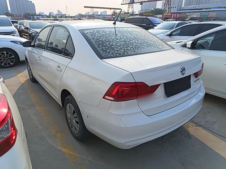 Santana 2021 1.5L AT photo 4