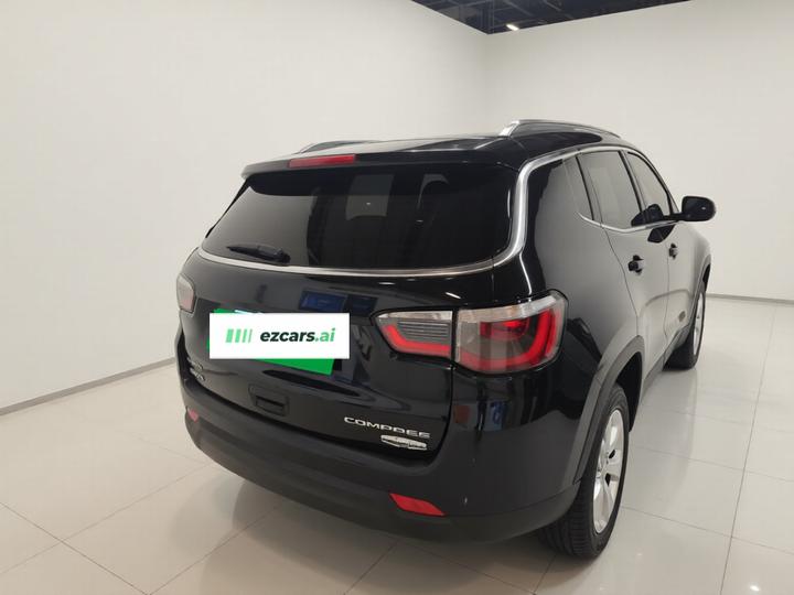 Compass 2017 200T AT AWD photo 3